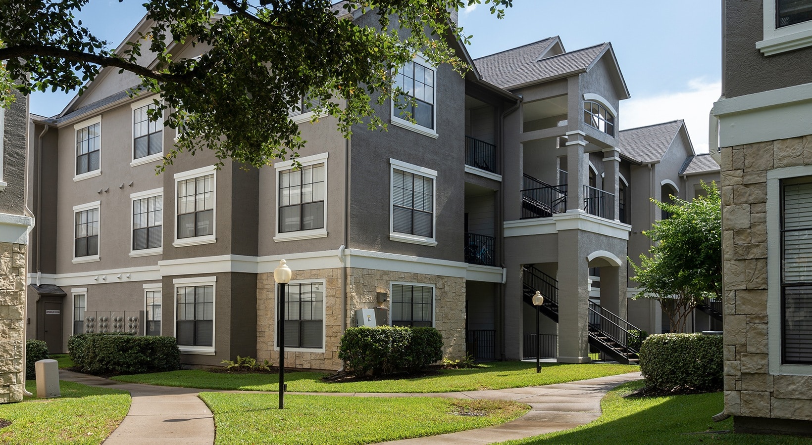 West End Apartments Duck Pond Realty